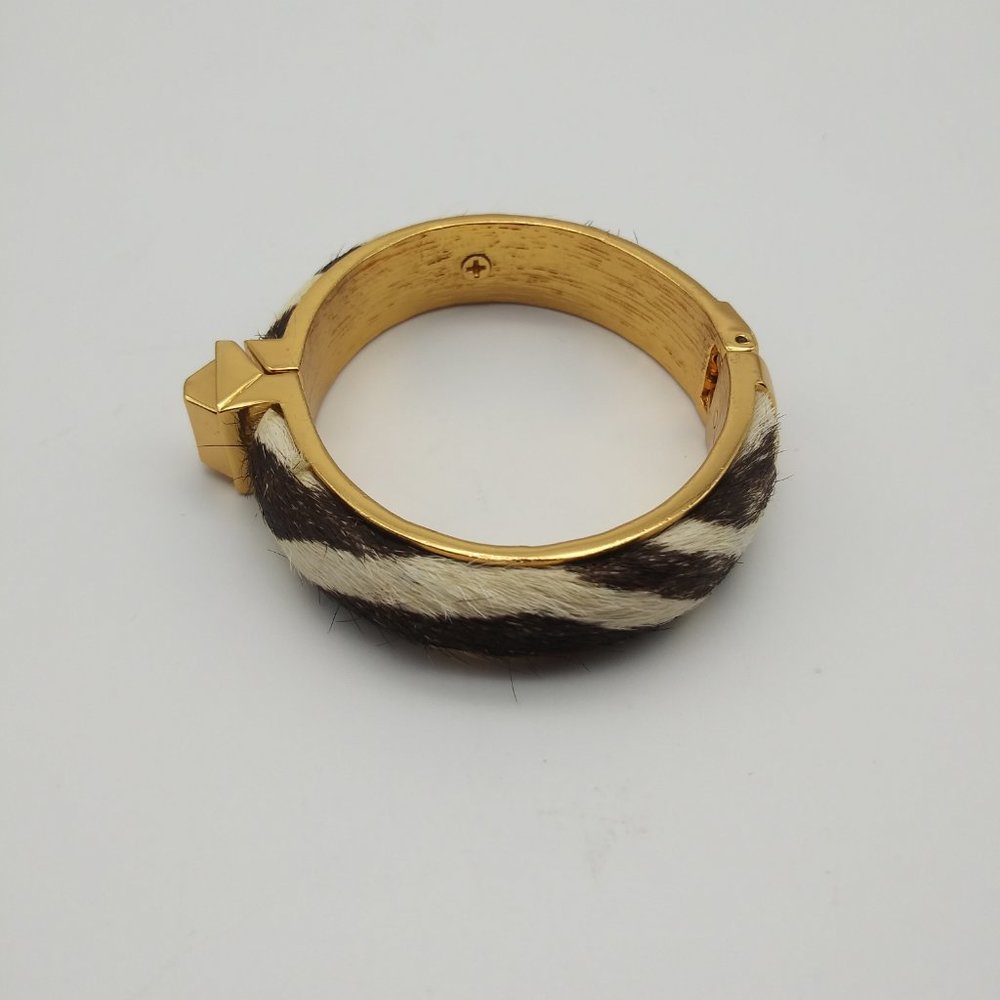 Vince Camuto Zebra Print Call Of The Wild Hinged … - image 7